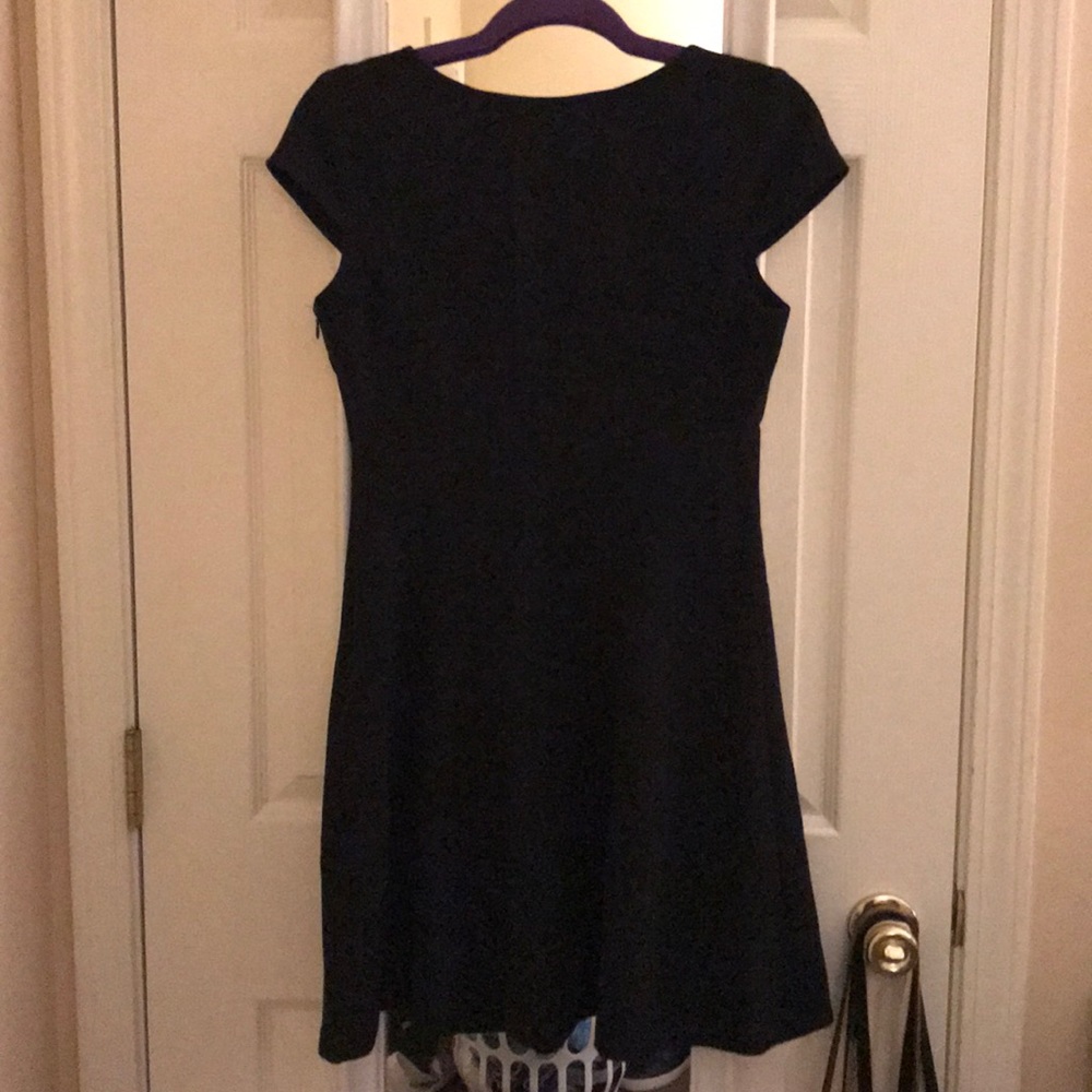 Loft dress - Picture 2 of 3